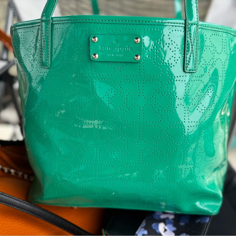 PRICE CUT!!   Gorgeous green Kate Spade tote; NWOT